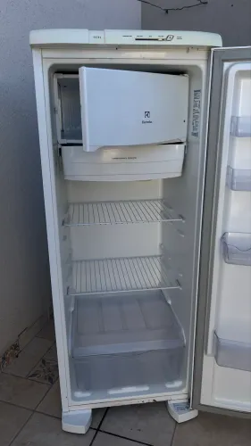 Geladeira Eletrolux