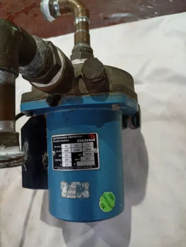 Bomba centrifuga rowa