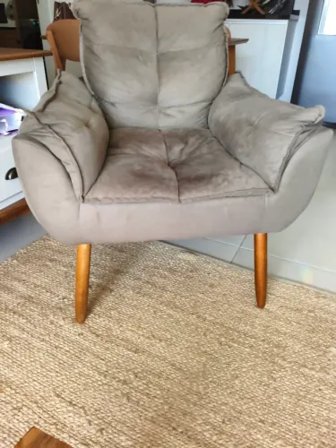 Poltrona de Suede nova