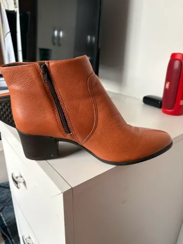 Botas de couro!