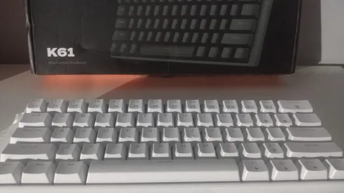 Teclado mecânico branco com leds Apayado