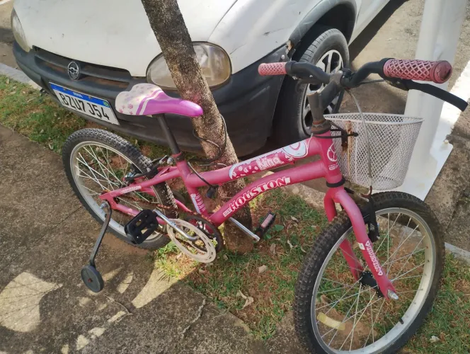 Vende se bicicleta.