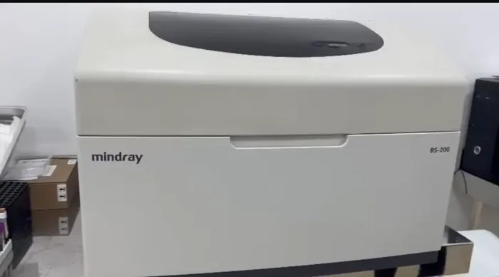 Vendo Equipamento de Bioquímica Mindray BS-200