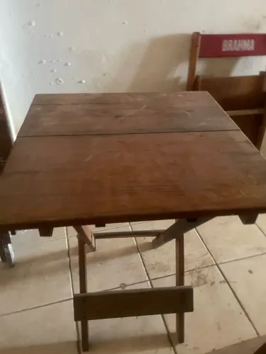 VENDE-SE COJUNTOS DE MESAS CM CADEIRAS DE BARES