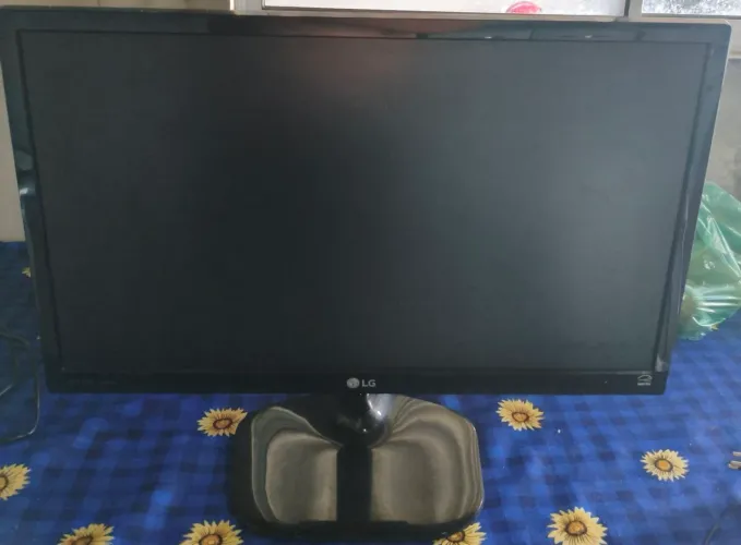 Monitor LG Full hd 21,5 polegadas