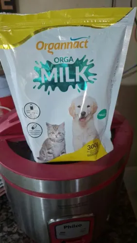 Leite pra filhotes cachorro e gato