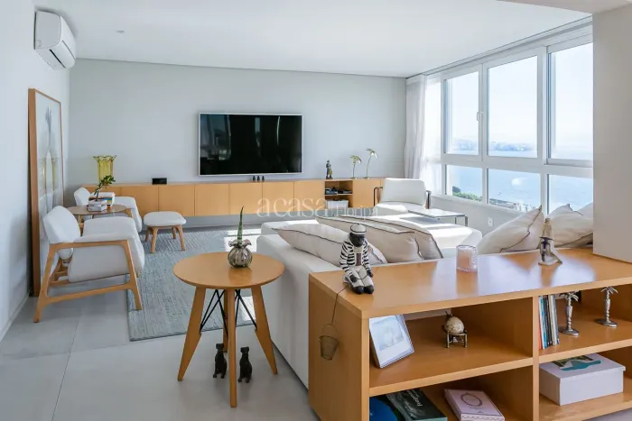 Cobertura Exclusiva Frente Mar na Beira-Mar Norte  Florianópolis