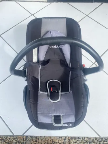 Bebê conforto +Carrinho