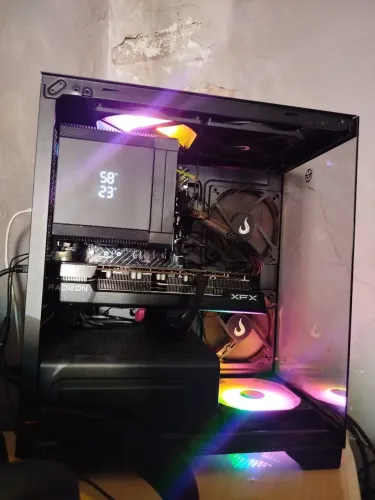 Pc Ryzen 5 5600gt + Rx 7600 triple fan
