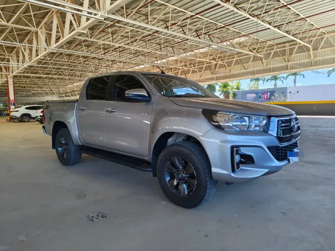 Toyota Hilux CD SRV 4X4 2.8 TDI Diesel Aut. 2018