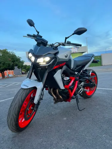 MT 09 SUPER CONSERVADA