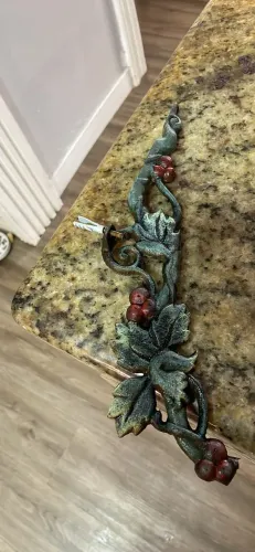 Suporte decorativo de ferro fundido estilo rústico