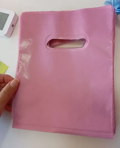 Sacolas boca rosa