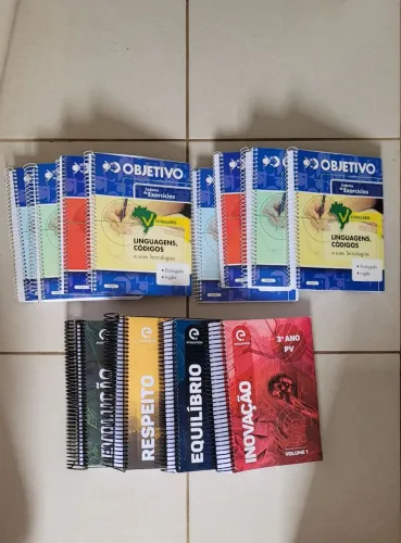 Vendo Material ótimo para Ensino médio e Pré Vestibular