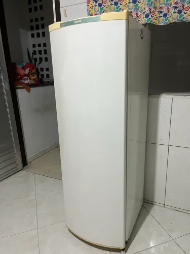 Vendo geladeira consul