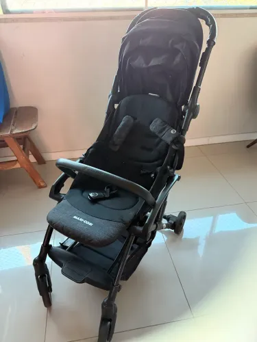 Carrinho de bebê maxi-cosi