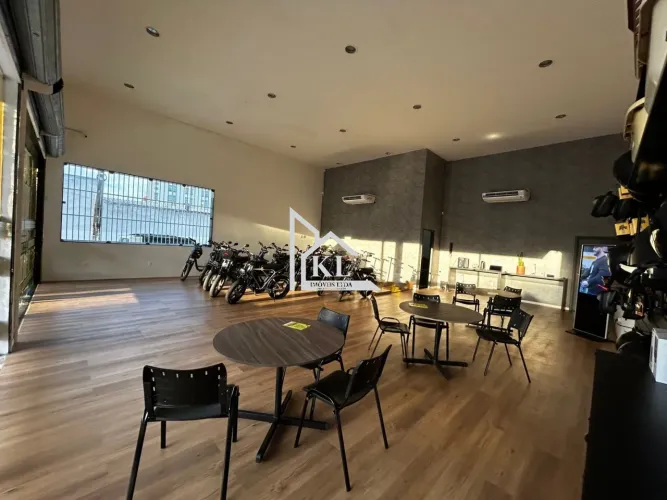 Grande Oportunidade - Ponto Comercial - 268M2 - Esquina Av Salgado Filho