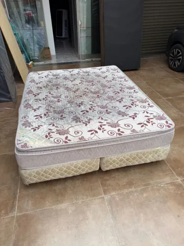 Cama box Casal USADA COM COLCHÃO - entrego