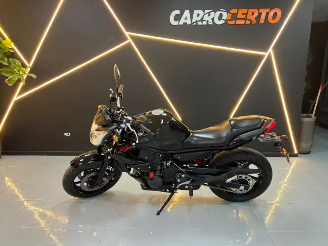YAMAHA XJ6 N/ABS 2011 Gasolina  OPORTUNIDADE