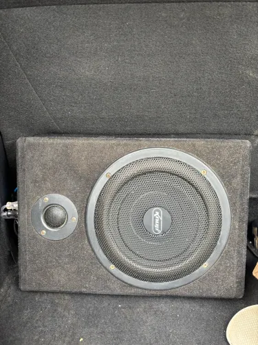 Caixa Slim Multimidia Subwoofer Knup Kp-sc504 10 200w Rms Carro Auto Falante