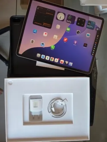 iPad Air M3 128GB 13" Estelar (Com Nota Fiscal, Garantia e Kit Acessórios)