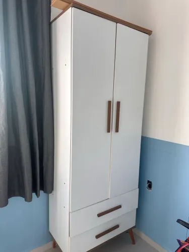 Vendo guarda roupa infantil 