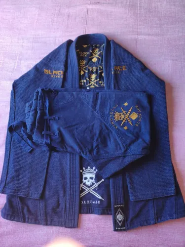 Kimono Black Ace King Skull - Azul E Dourado