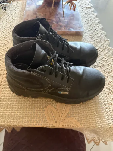 Bota Marluvas de EPI Semi Nova N*42