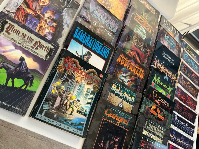 Vendo lote com 30 LIVROS RAROS PARA RPG