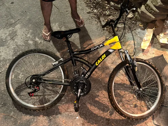 Bicicleta caloi aro 24