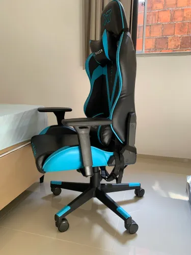 Cadeira Gamer XT Racer Viking - Muito Conservada.