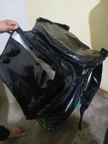 Bag semi nova 3 meses de uso 80 litros