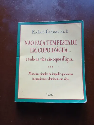 Livro não faça tempestade em copo d'água