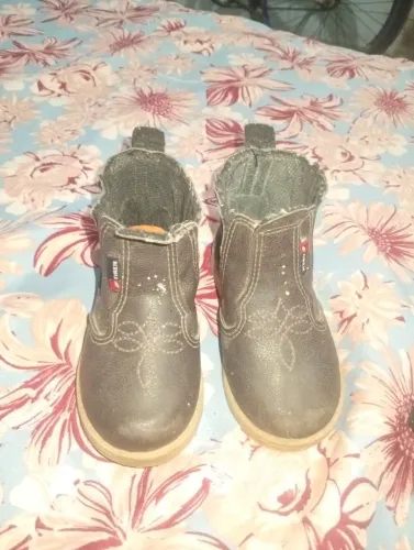 Doa- se essa bota infantil