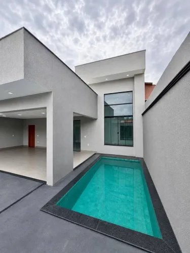 Casa Nova de 3 suítes - Área gourmet c/ Piscina - Residencial Monte Cristo
