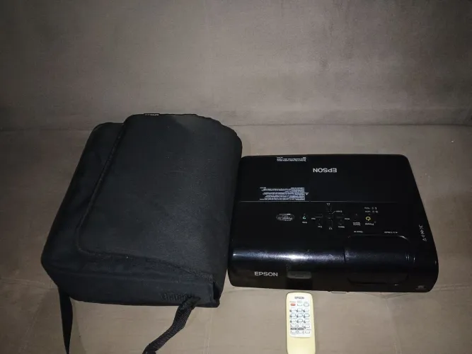Projetor Epson Emps5.