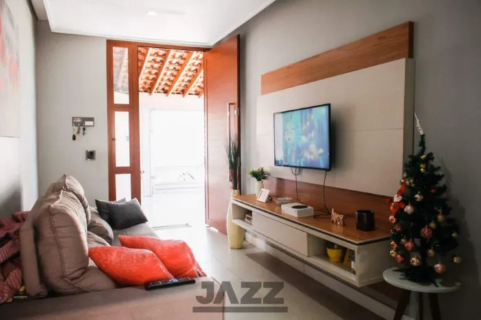 Casa à venda no Residencial Serra Verde, com 125 m², 3 quartos, 2 banheiros e 3 vagas de g