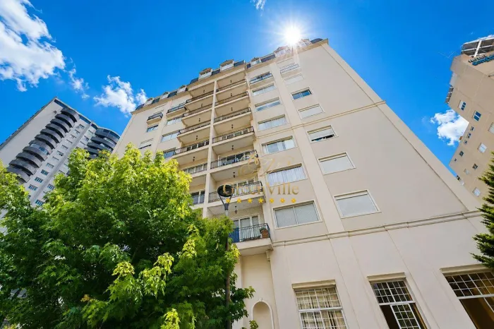 Batel, Cobertura Duplex Ed. Lucyr Pasini, 3 suítes e 4 vagas