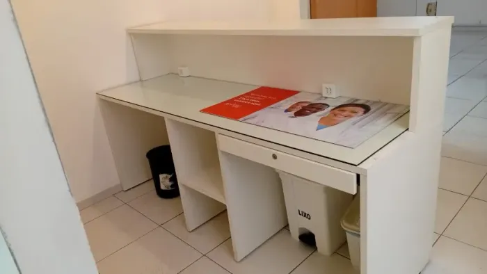Balcão em otimo estado.