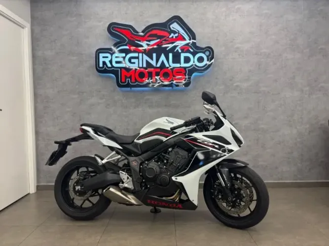 CBR 650R - 2024 - BRANCO