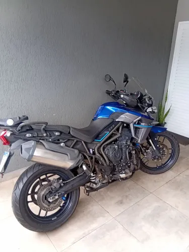 Triumph tiger 800 xrx