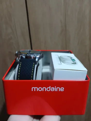 relogio é fone mondaine,nunca usado!!