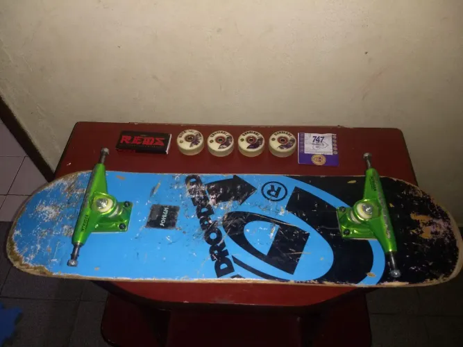 Vendo skate profissional
