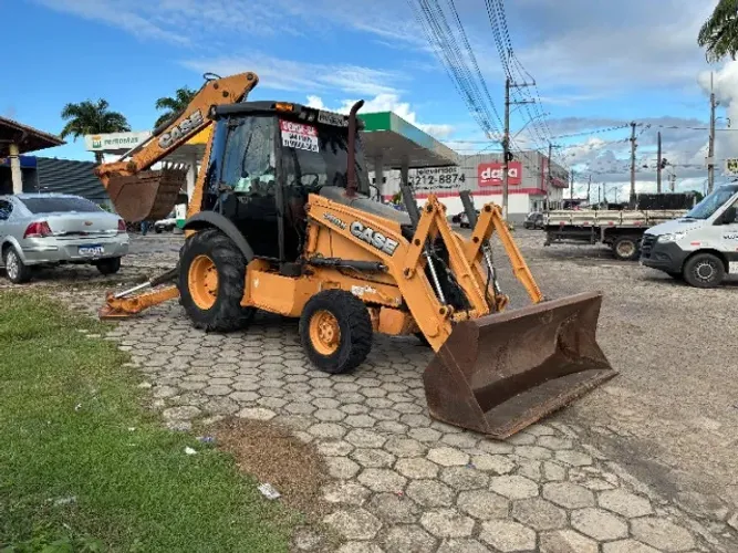 Retro escavadeira CASE 580N 4x4 2016