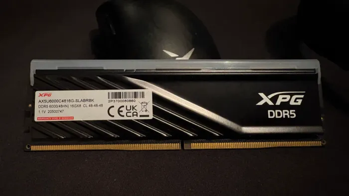 Duas Memórias RAM XPG Lancer Blade, 16GB, RGB, DDR5, 6000MHz