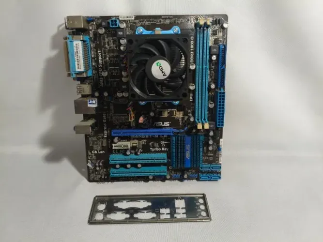 KIT PLACA MÃE ASUS M4N68T-M LE C/ ESPELHO E PROCESSADOR AMD PHENON II X6 1055T 2.80 Ghz