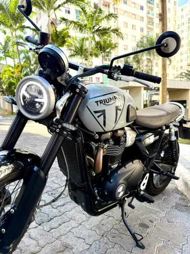 Triumph Scrambler 1200X