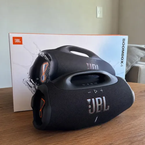 JBL BOOMBOX 4 ( NA CAIXA, NUNCA USADA)