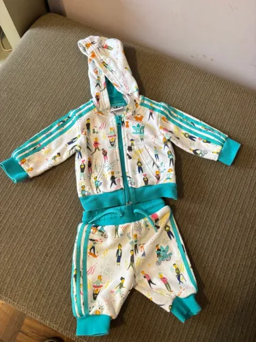 Conjunto baby adidas 0-3 meses