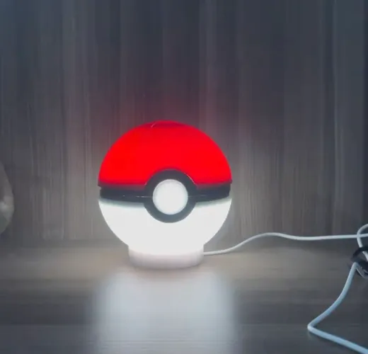 Luminária Poké Bola - amantes do Pokémon.
